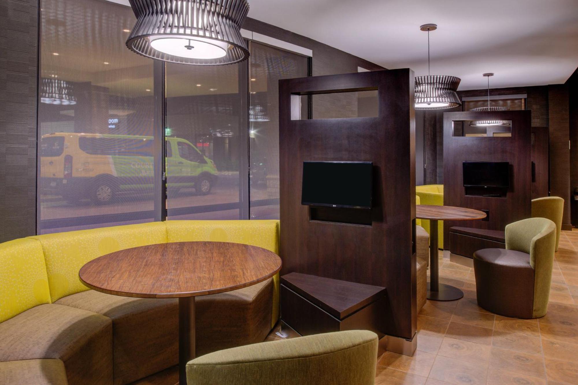 Courtyard By Marriott St Louis Chesterfield Exterior photo