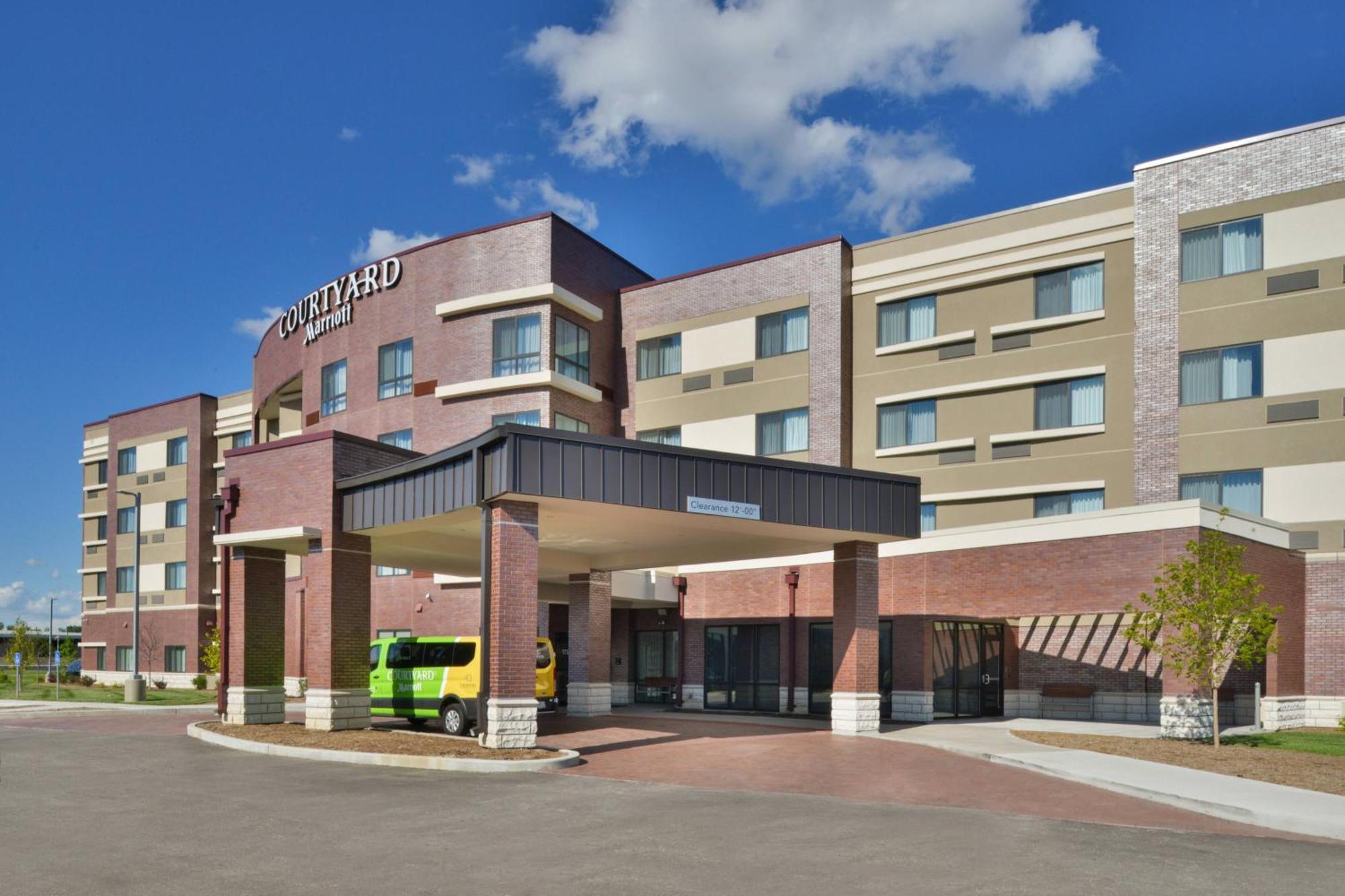 Courtyard By Marriott St Louis Chesterfield Exterior photo