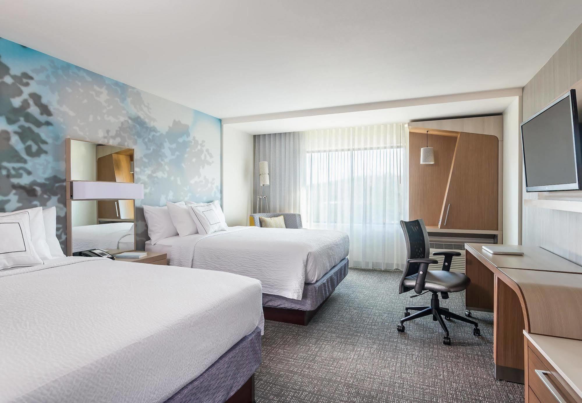 Courtyard By Marriott St Louis Chesterfield Exterior photo